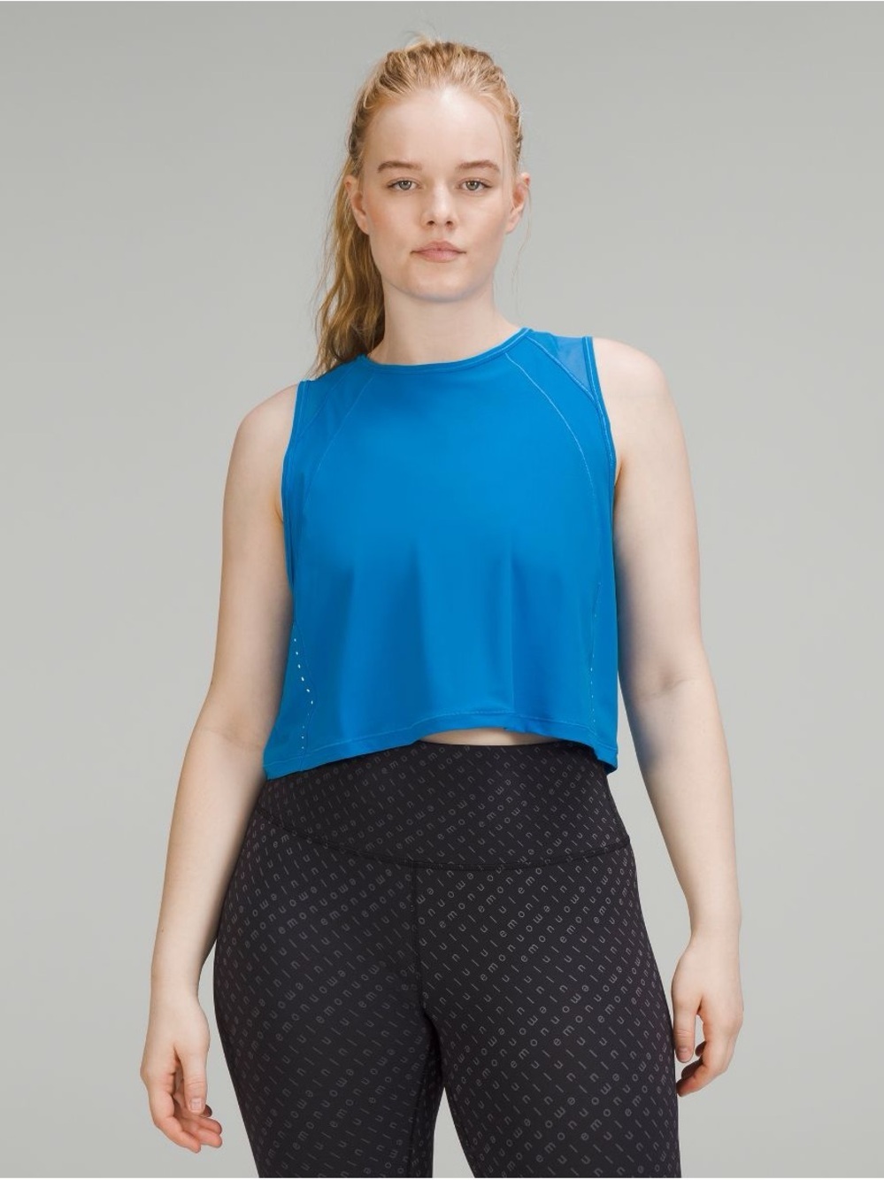 lululemon athletica Sculpt Cropped Tank Top
Back Vent Performance Size 2